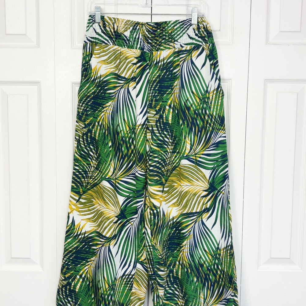 Tahari Tropical Palm Leaf Smocked Pull-On Linen Crop Wide Leg Pants Medium